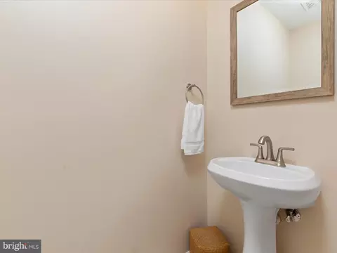2272 Gunsmith Sq, Reston, VA 20191 photo 12