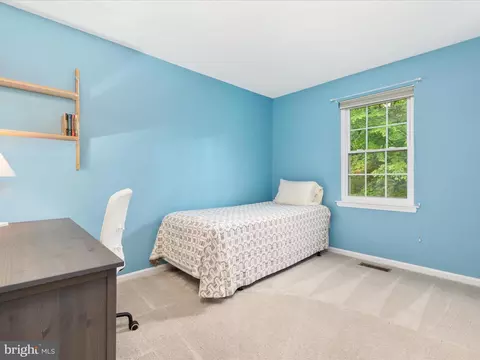 2272 Gunsmith Sq, Reston, VA 20191 photo 15