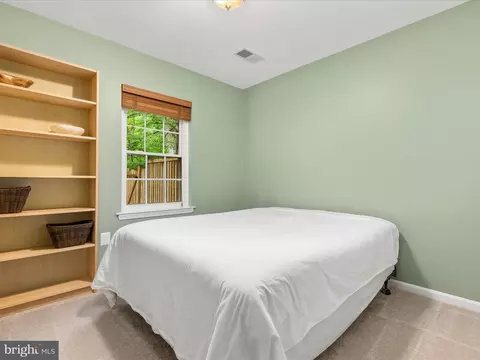2272 Gunsmith Sq, Reston, VA 20191 photo 21