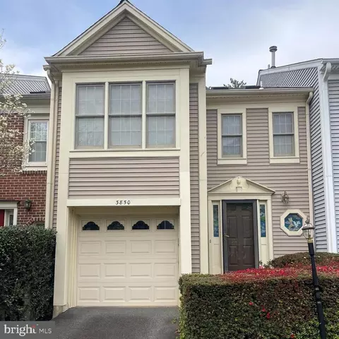 3850 Waythorn Pl, Fairfax, VA 22033