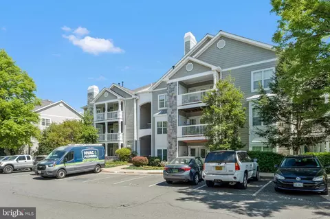 1716 Lake Shore Crest Dr #16, Reston, VA 20190