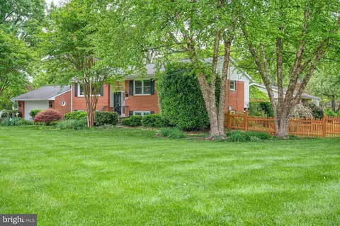 6511 Engel Dr, Mclean, VA 22101 photo 5