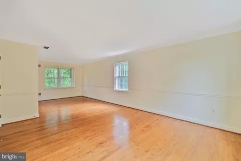 7620 Huntmaster Ln, Mclean, VA 22102 photo 15