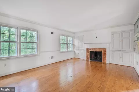 7620 Huntmaster Ln, Mclean, VA 22102 photo 7