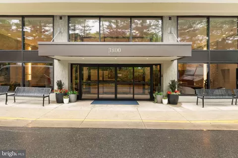 3800 Powell Ln #918, Falls Church, VA 22041
