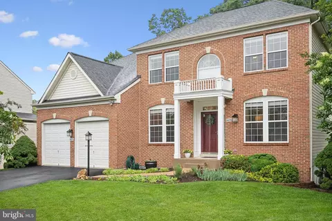 8479 Catia Ln, Springfield, VA 22153