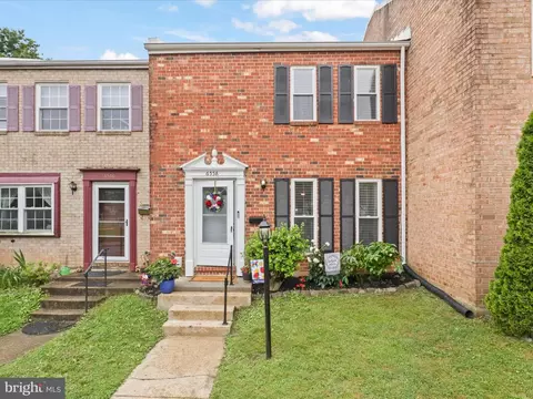 6558 Gildar St, Alexandria, VA 22310