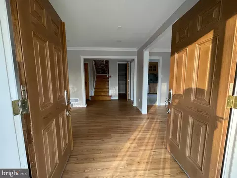 Entry Way - 5211 Southampton Dr, Springfield, VA 22151 photo 1 of 5