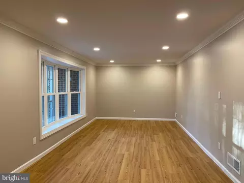 Living - 5211 Southampton Dr, Springfield, VA 22151 photo 1 of 4