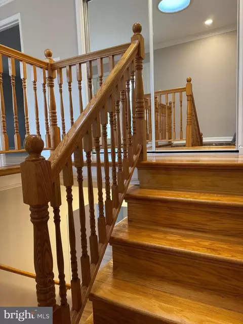 Entry Way - 5211 Southampton Dr, Springfield, VA 22151 photo 4 of 5