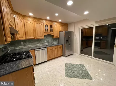 Kitchen - 5211 Southampton Dr, Springfield, VA 22151 photo 1 of 2