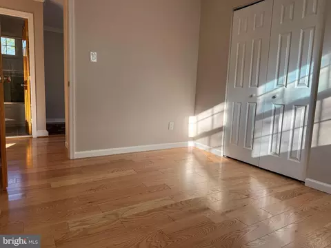 Bedroom - 5211 Southampton Dr, Springfield, VA 22151 photo 3 of 5