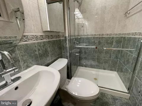 Bath - 5211 Southampton Dr, Springfield, VA 22151 photo 1 of 2