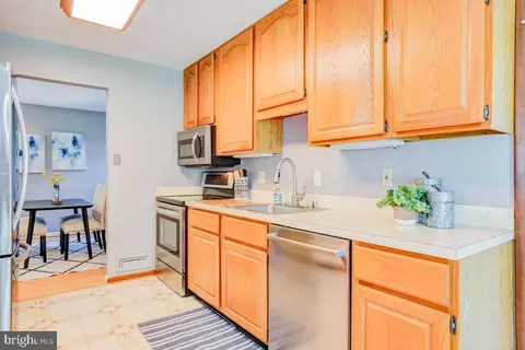 6302 Gormley Pl, Springfield, VA 22152 photo 11