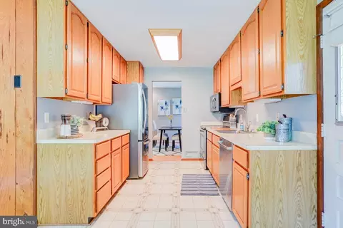 6302 Gormley Pl, Springfield, VA 22152 photo 13