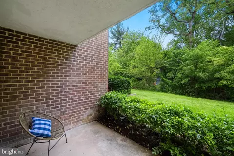 Exterior - 1433 Northgate Sq #1A, Reston, VA 20190 photo 1 of 3