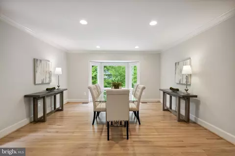 Dining - 6530 Heather Brook Ct, Mclean, VA 22101 photo 1 of 4