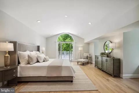 Bedroom - 6530 Heather Brook Ct, Mclean, VA 22101 photo 1 of 11
