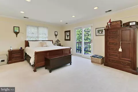 Bedroom - 13310 Compton Rd, Clifton, VA 20124 photo 1 of 7