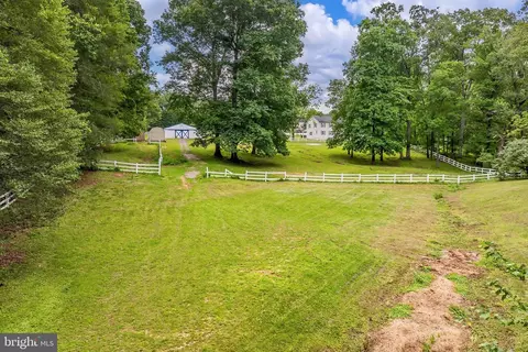 Exterior - 13310 Compton Rd, Clifton, VA 20124 photo 22 of 24