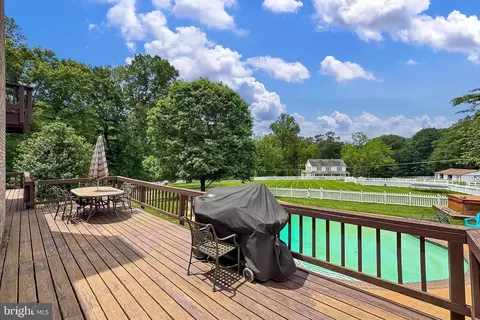 Exterior - 13310 Compton Rd, Clifton, VA 20124 photo 6 of 24