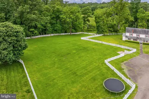Exterior - 13310 Compton Rd, Clifton, VA 20124 photo 17 of 24