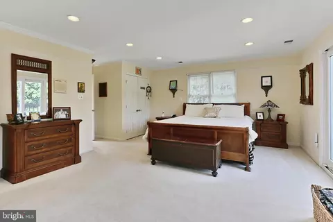 Bedroom - 13310 Compton Rd, Clifton, VA 20124 photo 3 of 7