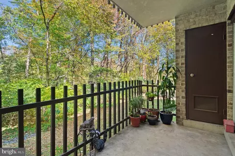 Exterior - 11616 Vantage Hill Rd #2C, Reston, VA 20190 photo 2 of 5