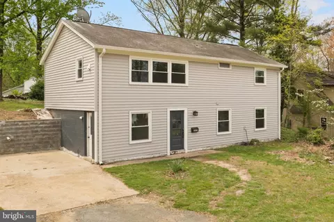 4807 Poplar Dr, Alexandria, VA 22310