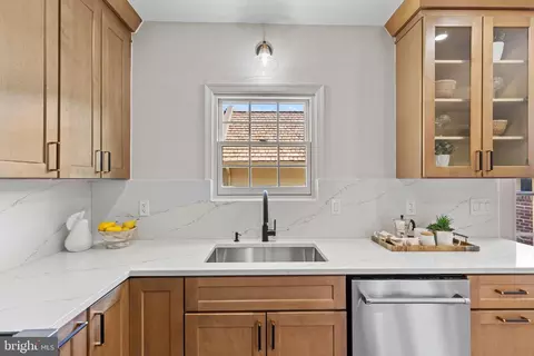 6661 Madison Mclean, Mclean, VA 22101 photo 12