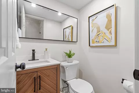 6661 Madison Mclean, Mclean, VA 22101 photo 9