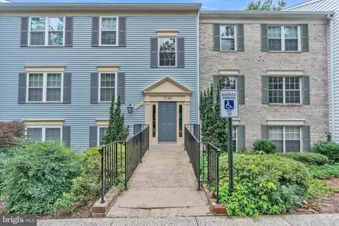 7743 Inversham Dr #197, Falls Church, VA 22042
