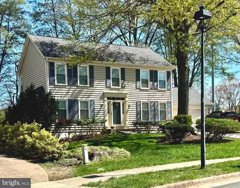 7117 Stanchion Ln, Burke, VA 22015