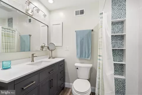 11512 Hearthstone Ct, Reston, VA 20191 photo 8