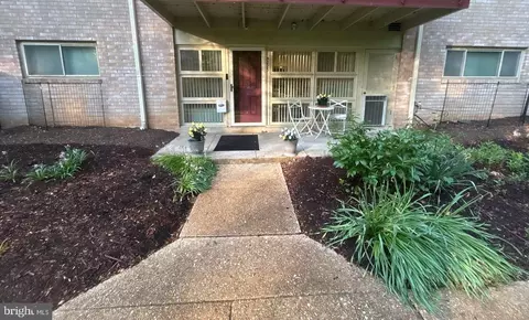 4225 A Americana Dr #4225A, Annandale, VA 22003