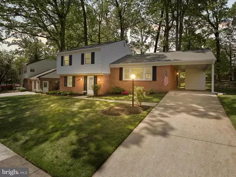 6128 Sherborn Ln, Springfield, VA 22152