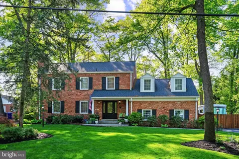 4019 Pine Brook Rd, Alexandria, VA 22310