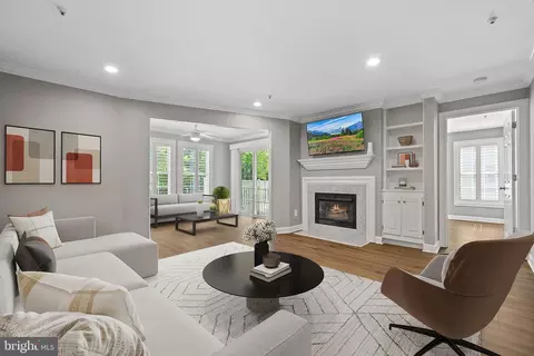 12229 Fairfield House Dr #203A, Fairfax, VA 22033