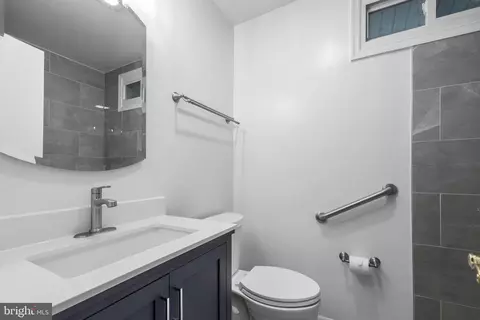 7007 Gillings Rd, Springfield, VA 22152 photo 11