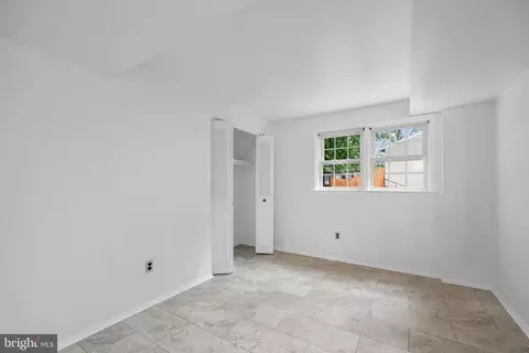 7007 Gillings Rd, Springfield, VA 22152 photo 17