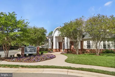 3830 Lightfoot St #123, Chantilly, VA 20151