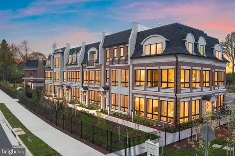 1624 Chain Bridge Rd, Mclean, VA 22101