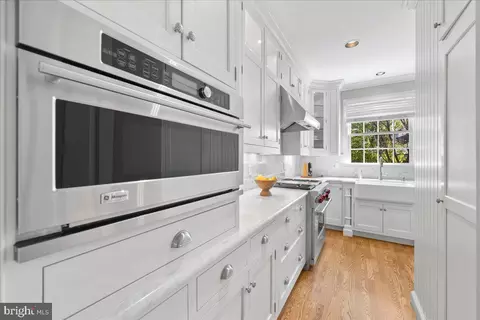 Kitchen - 1113 Kensington Rd, Mclean, VA 22101 photo 1 of 3