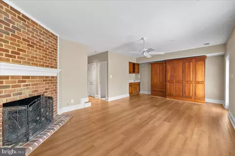 Living - 1113 Kensington Rd, Mclean, VA 22101 photo 3 of 3