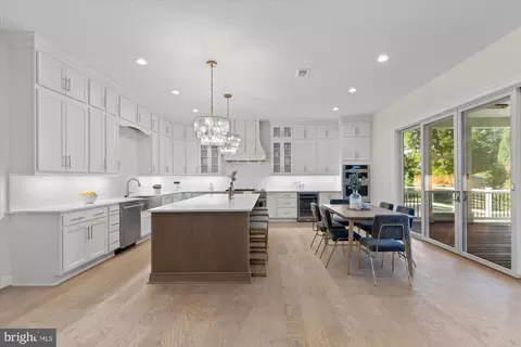 Kitchen - 11632 Pine Tree Dr, Fairfax, VA 22033 photo 1 of 4