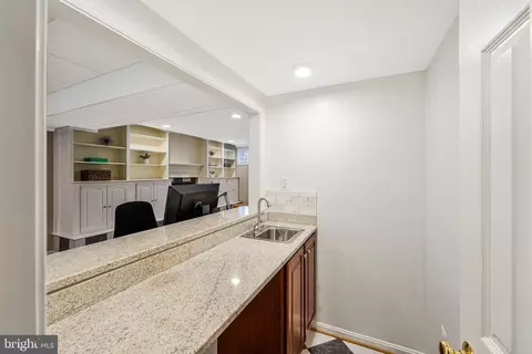 1204 Pine Hill Rd, Mclean, VA 22101 photo 26