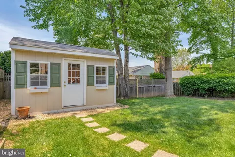 1204 Pine Hill Rd, Mclean, VA 22101 photo 31