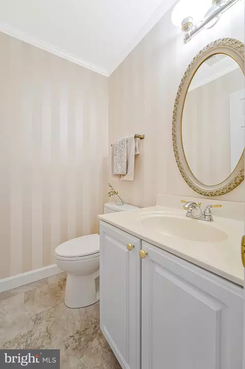 1204 Pine Hill Rd, Mclean, VA 22101 photo 14