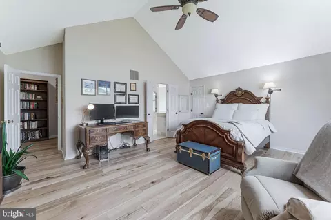 11302 Harbor Ct #1302, Reston, VA 20191 photo 47