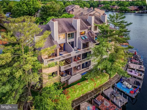 11302 Harbor Ct #1302, Reston, VA 20191 photo 3